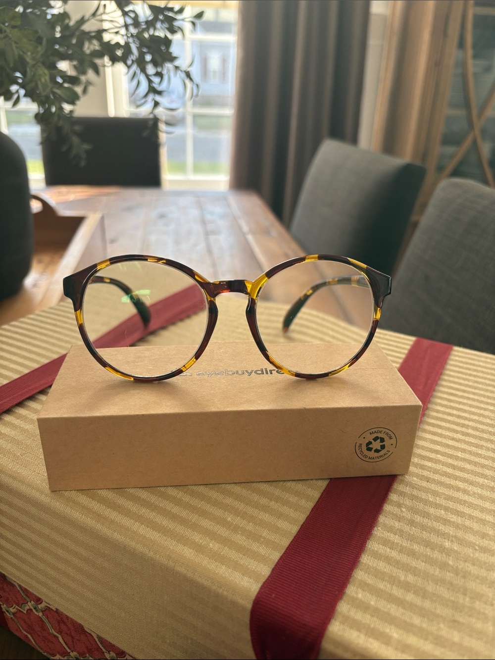 Round Tortoiseshell Reading Glasses - Yellow Brown Size 53-18-144 Frames.